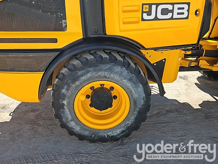 2023-jcb-407-image-8