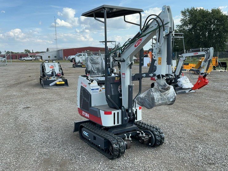 #1210-•-unused-2025-bttl12-excavator-image-7