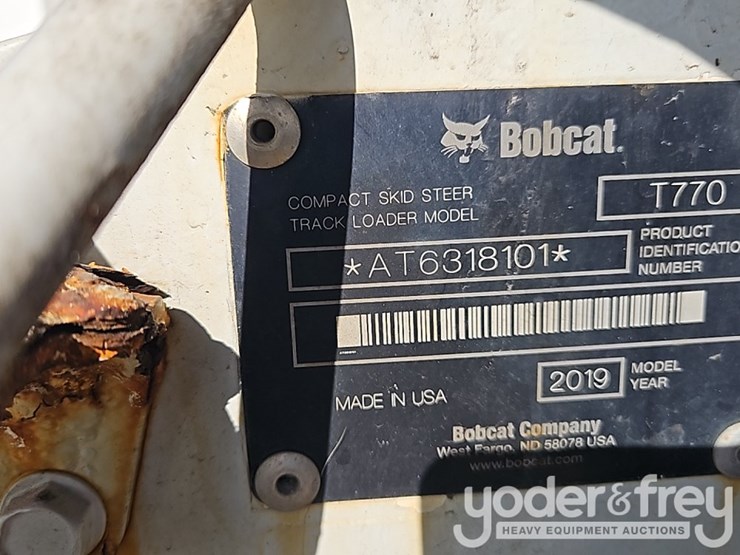2017-bobcat-t770-image-29