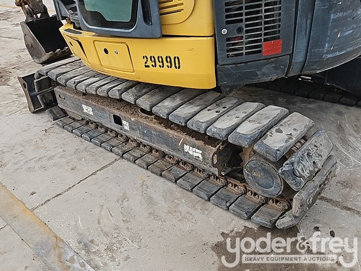 2010-komatsu-pc78us-8-image-27