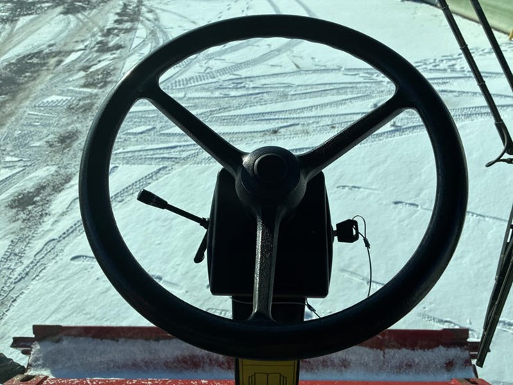 2010-case-ih-6088-image-98