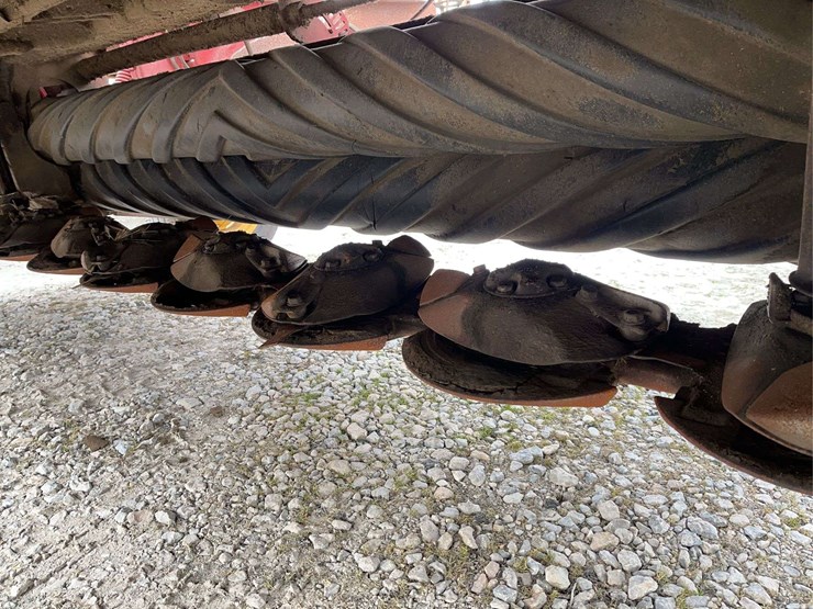 new-holland-1431-image-7