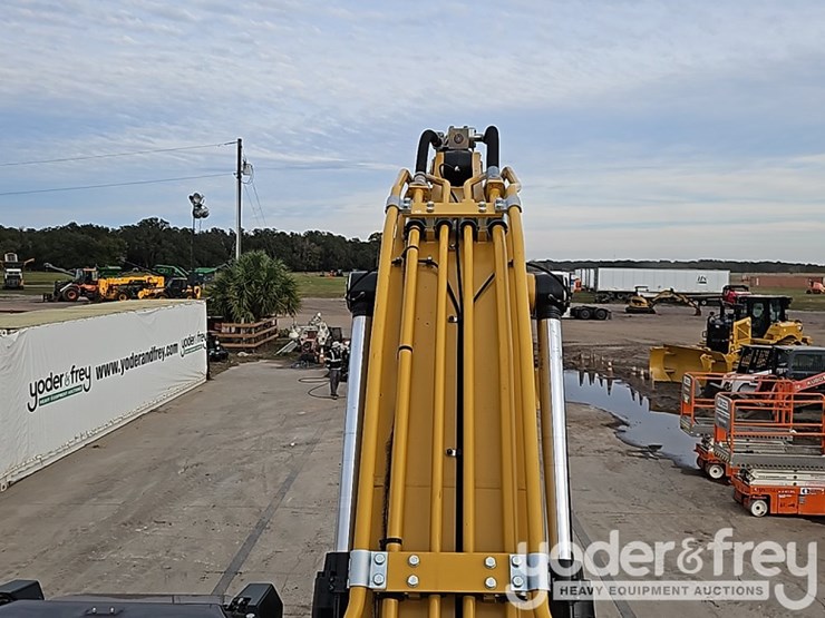 2023-caterpillar-336-image-29