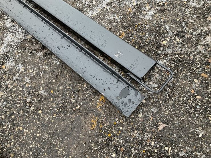 #1354-•-unused-kc-84"-light-duty-fork-extensions-image-2