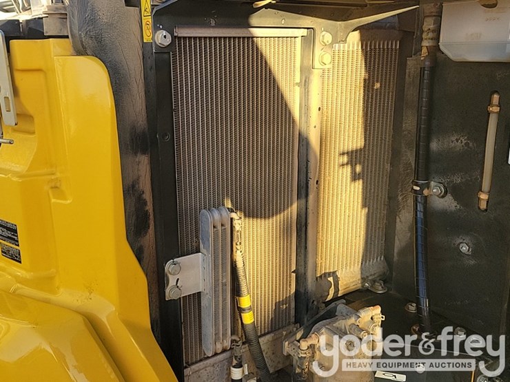 2023-komatsu-pc55mr-image-36