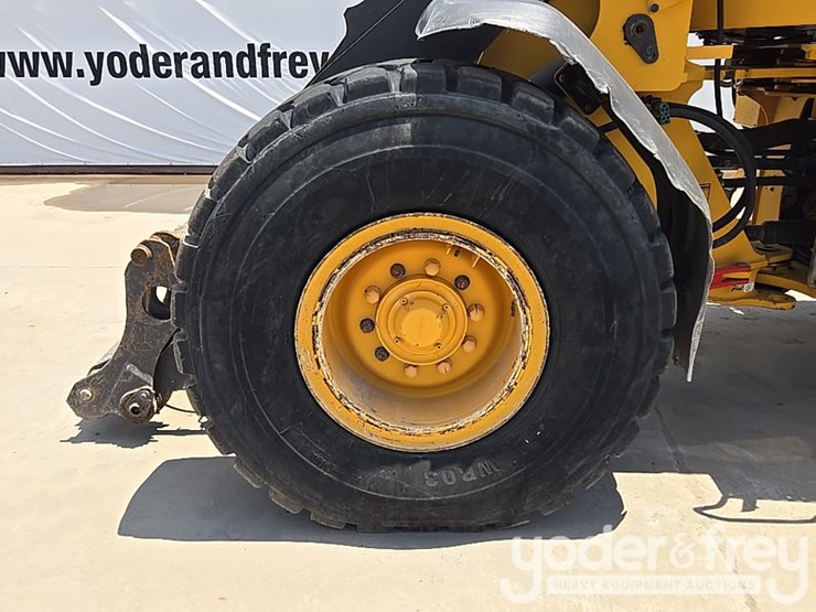 2014-volvo-l60g-image-13