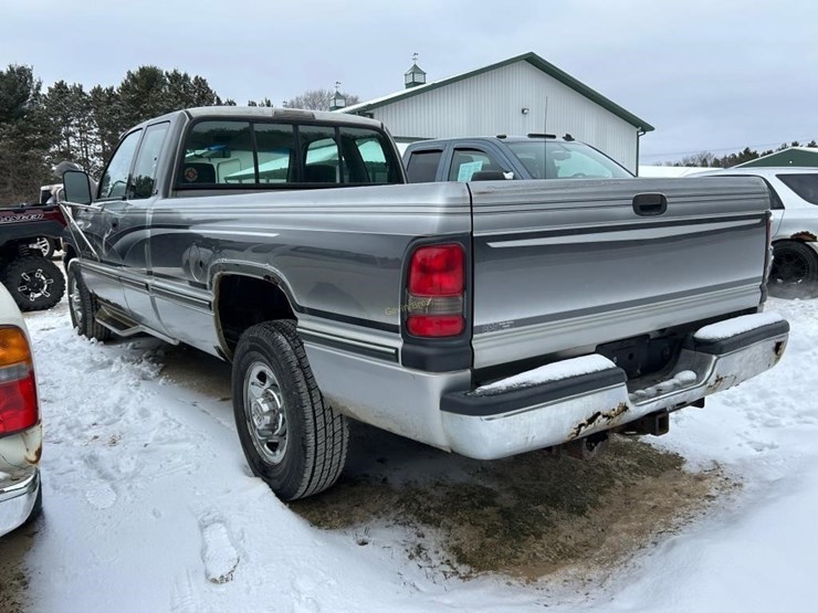 1996-dodge-2500-image-4