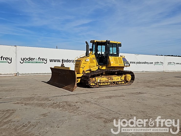 2022-komatsu-d61px-24-image-2