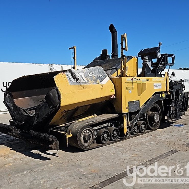 2012 CATERPILLAR AP-1055E