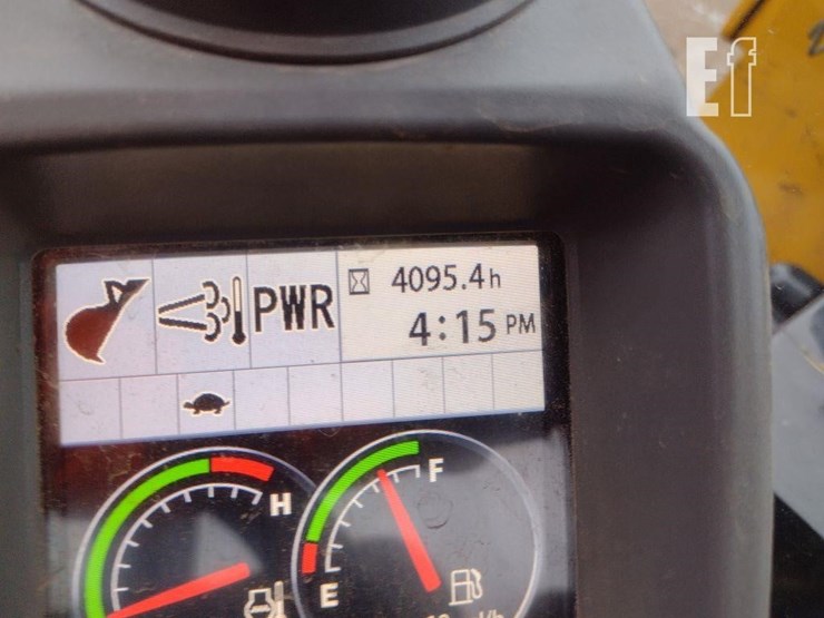 2021-deere-85g-image-6