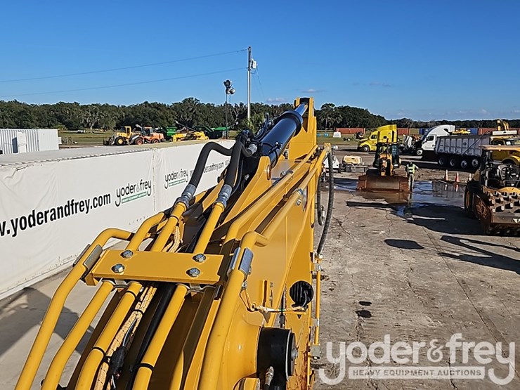 2022-caterpillar-315-gc-image-30