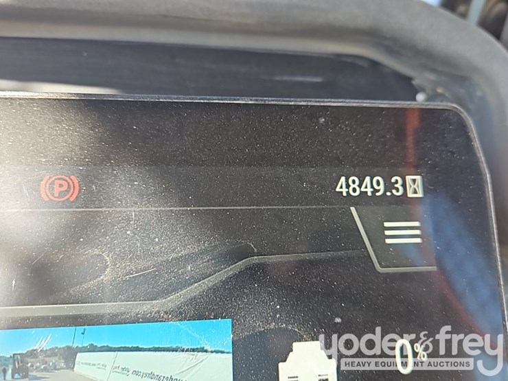 2023-caterpillar-d4-image-35