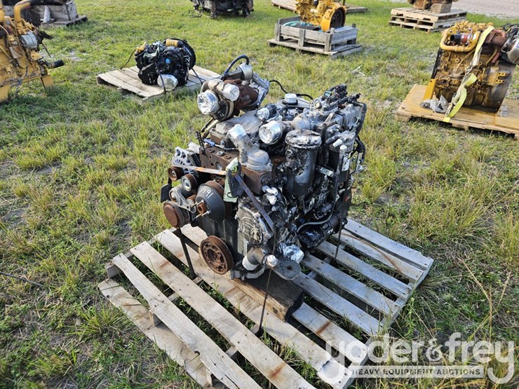 caterpillar-c4.4-image-1