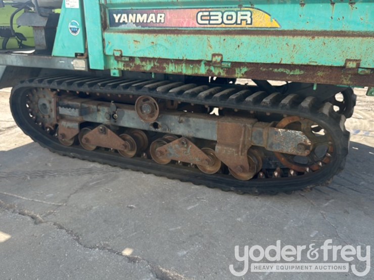 2010-yanmar-c30r-2b-image-11
