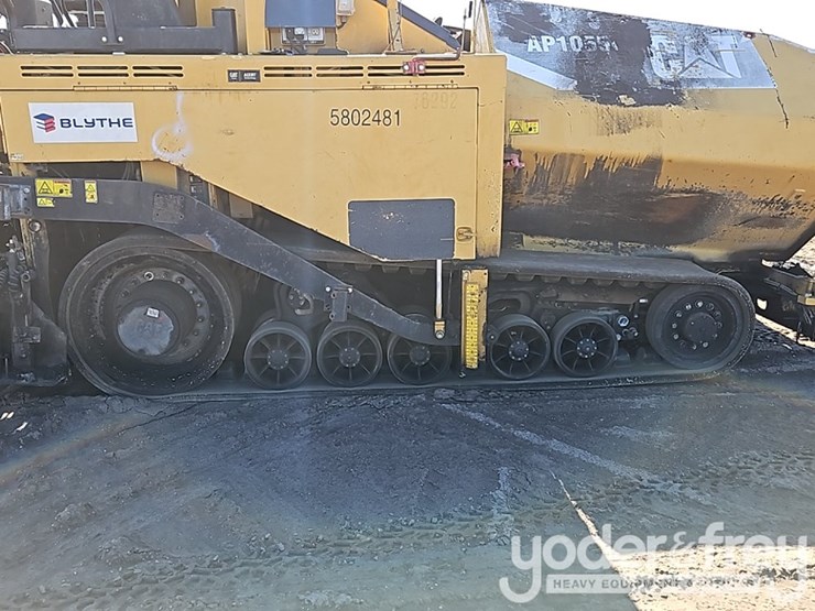 2012-caterpillar-ap-1055e-image-9