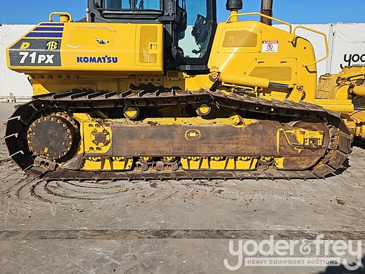2023-komatsu-d71px-24-image-8
