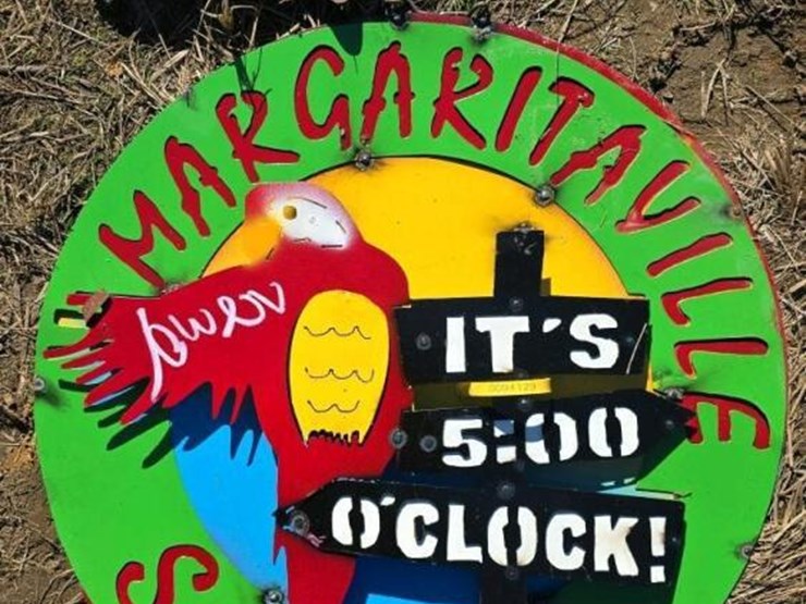 metal-margaritaville-tailgate-image-1