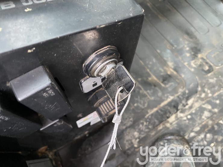 2016-jcb-926-image-27