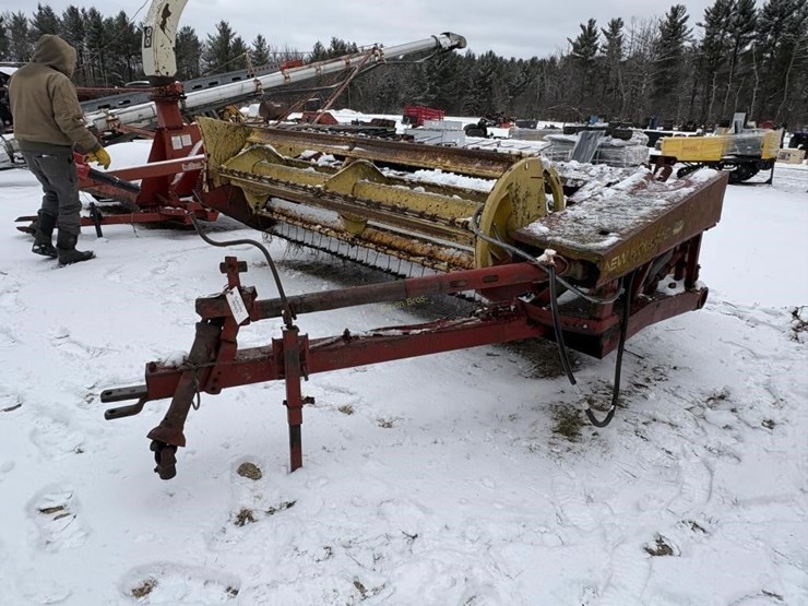 new-holland-469-image-1