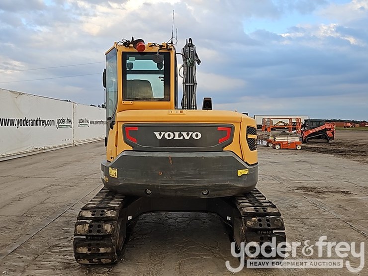 2020-volvo-ecr88d-image-28