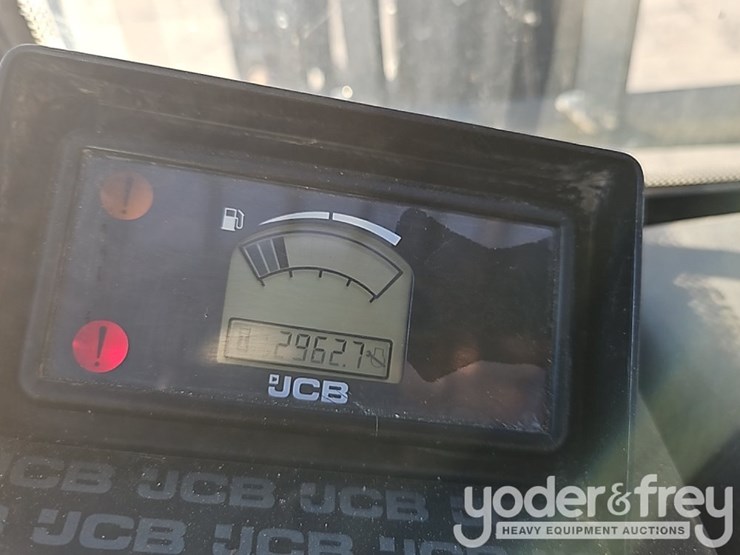 2016-jcb-926-image-39