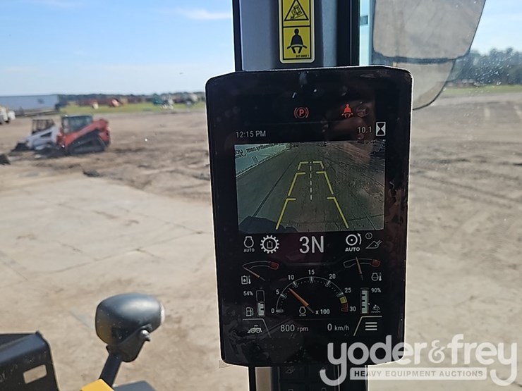 2026-caterpillar-926-image-28