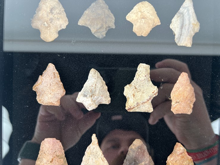 #83-•-#5058-•-(12)-frame-native-american-artifacts-from-the-deep-south-image-4