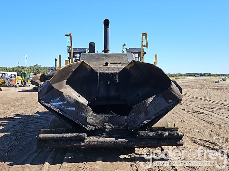 2012-caterpillar-ap-1055e-image-12