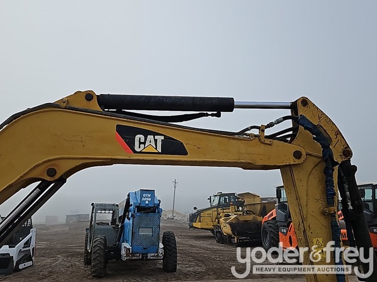 2014-caterpillar-305e-cr-image-16