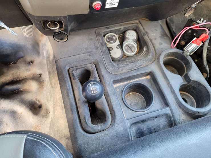 2011-ram-4500-slt-image-18