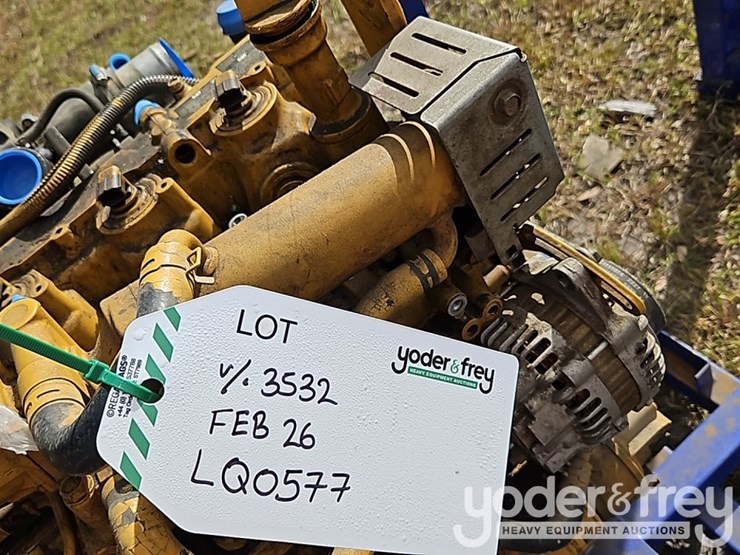 cat-c3.3b-4-cylinder-engine-image-5