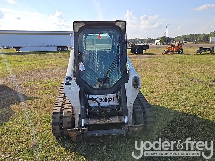 2019-bobcat-t595-image-10