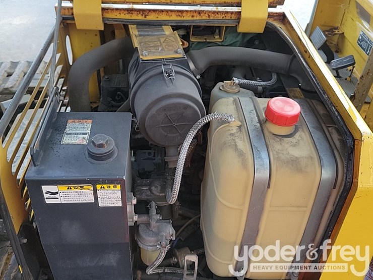 2013-yanmar-c30r-2b-image-24