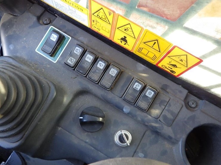 takeuchi-tl12r2-image-30