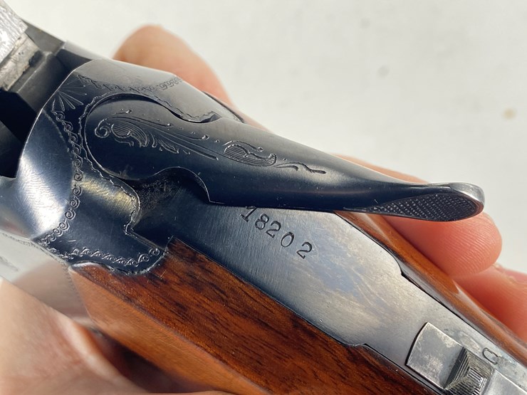 #14-•-#1452-•-belgian-browning-superposed-over-/-under-shotgun-12-ga-image-11