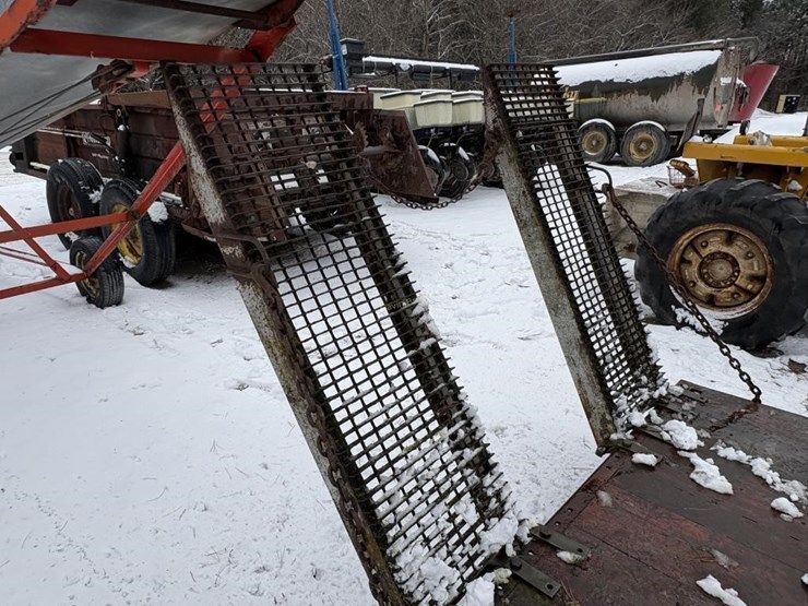 77"x12'-trailer-image-6