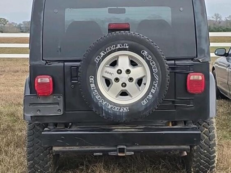 1997-jeep-wranger-4wd,-s/n-1j4fy29p0vp543954:-4-cyl-gas-eng.,-hard-top,-bikini-top,-13000-lb.-winch-image-14