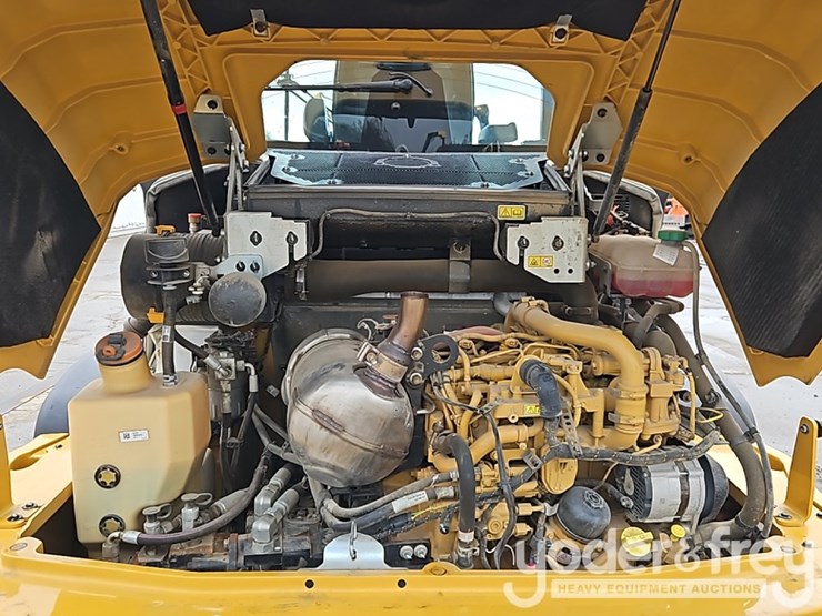 2023-caterpillar-908-image-21