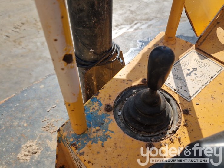 2015-jcb-6tst-image-35