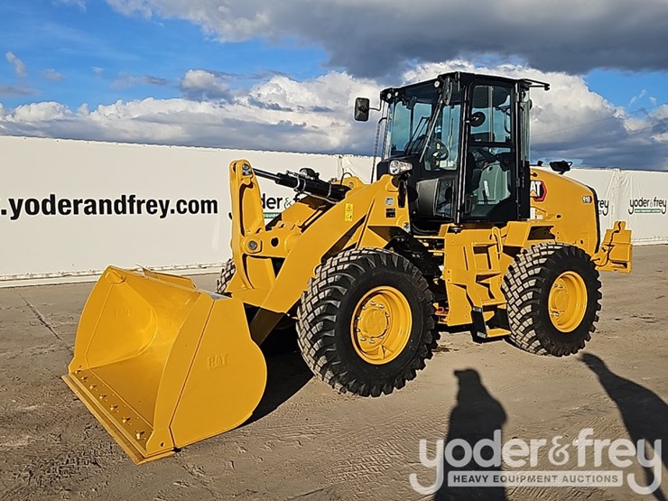 2024-caterpillar-910-image-1