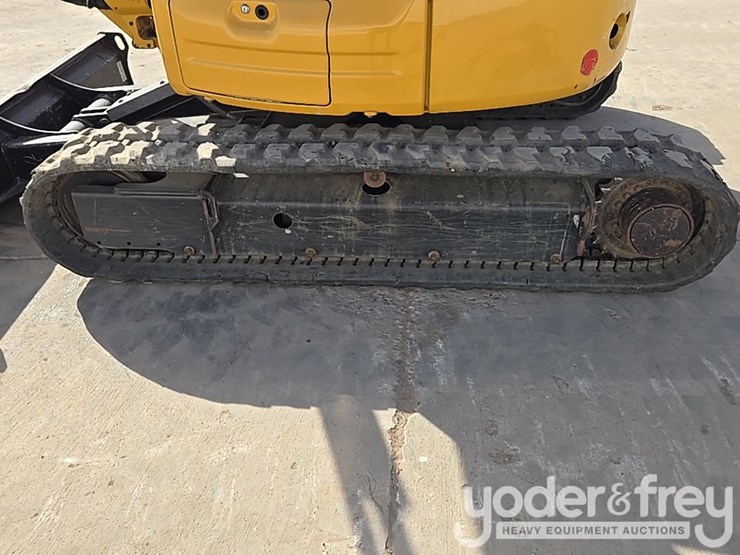 2021-caterpillar-303-image-9