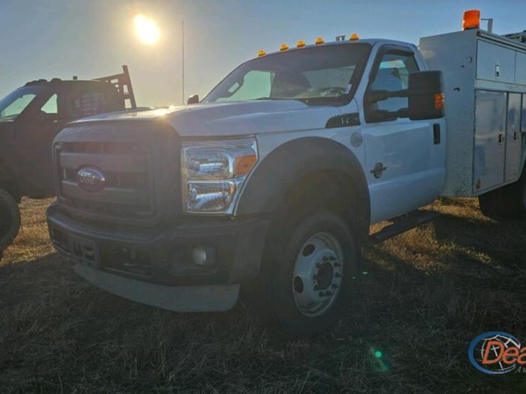2012-ford-f550-image-1