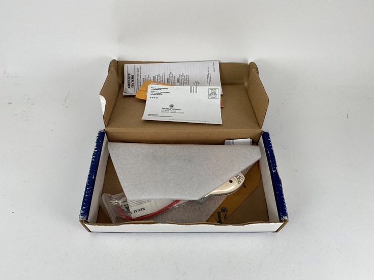 #56-•-#1390-•-smith-and-wesson-model-642-1-airweight-rebel-edition-revolver-38-spl-image-8