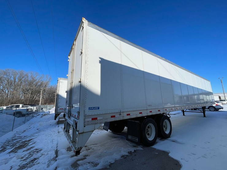 2023-stoughton-trailer-image-6