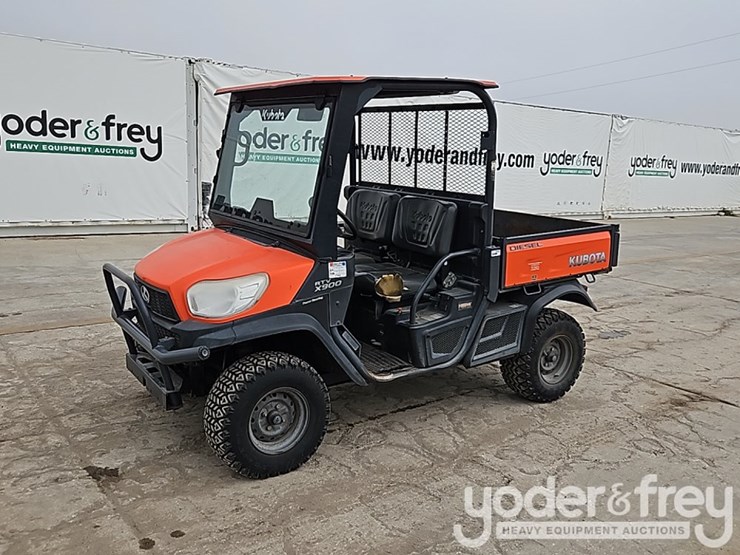 2014-kubota-rtv-x900-image-1