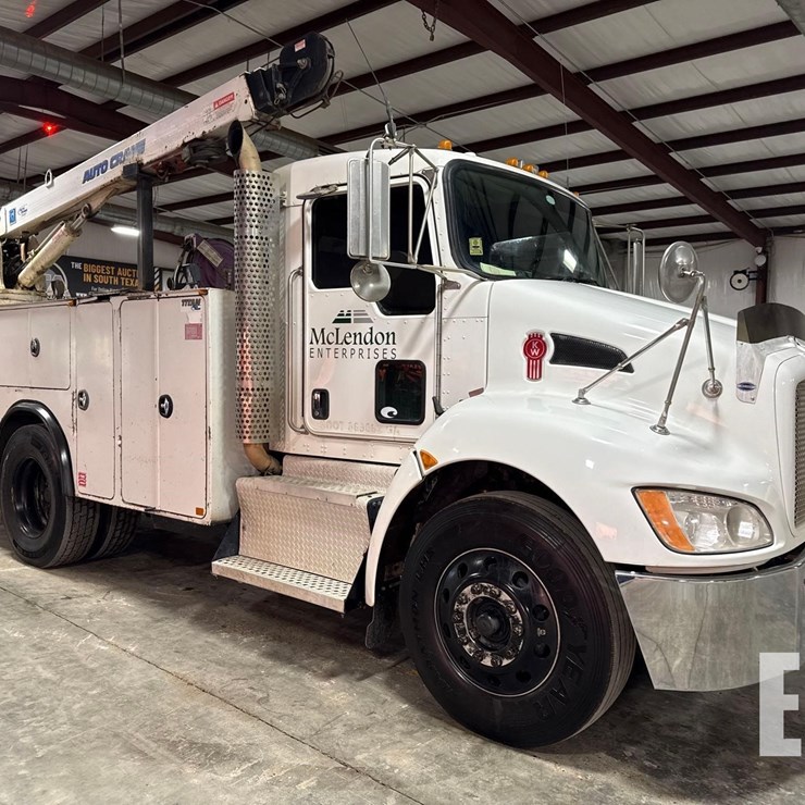 2015 KENWORTH T370