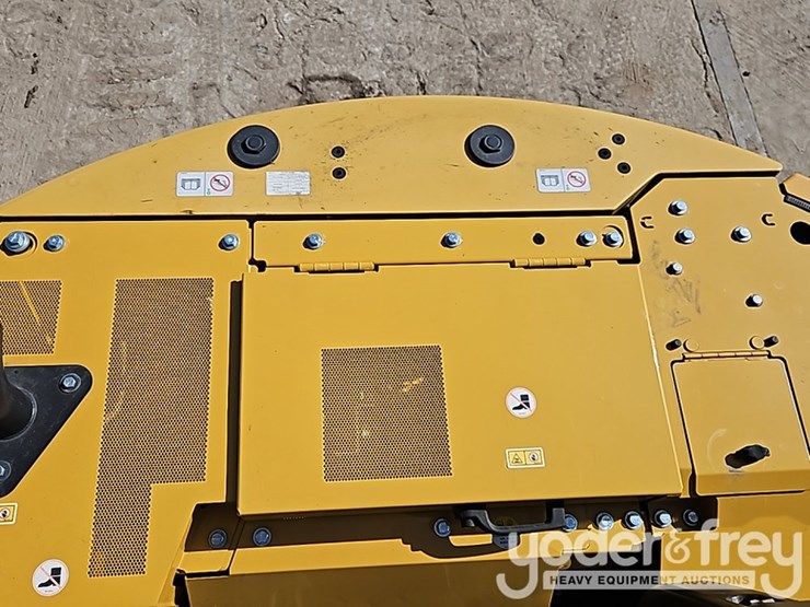 2023-caterpillar-315-image-23