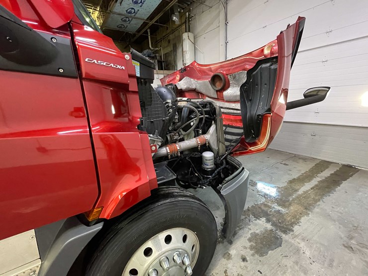 #6226-•-2021-freightliner-cascadia-semi-truck-(title-in-delay)-image-101