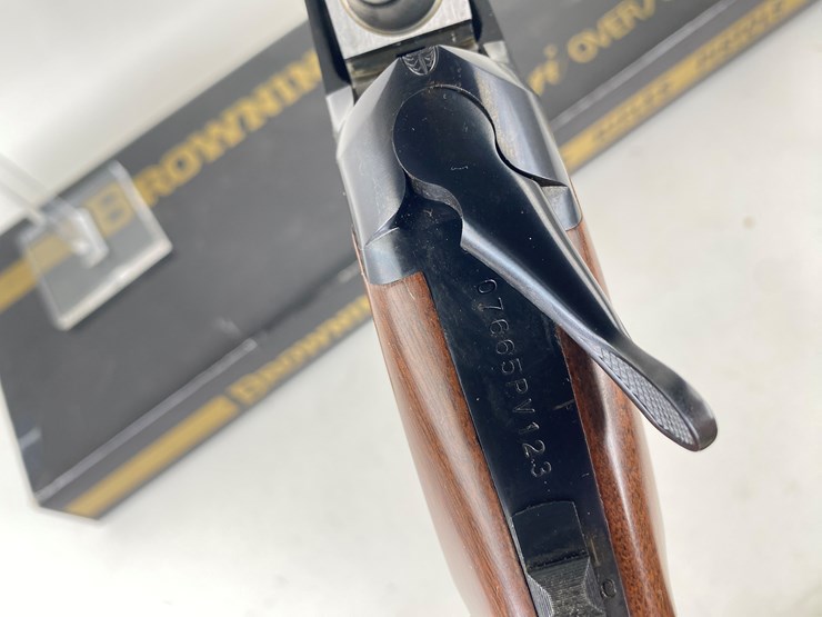 #8-•-#1456-•-browning-citori-super-light-over-/-under-shotgun-20-ga-image-14