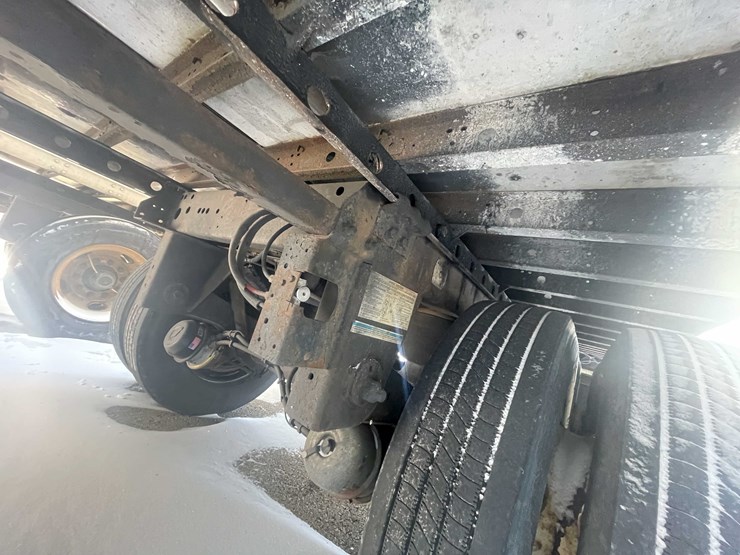 2012-utility-reefer-image-30